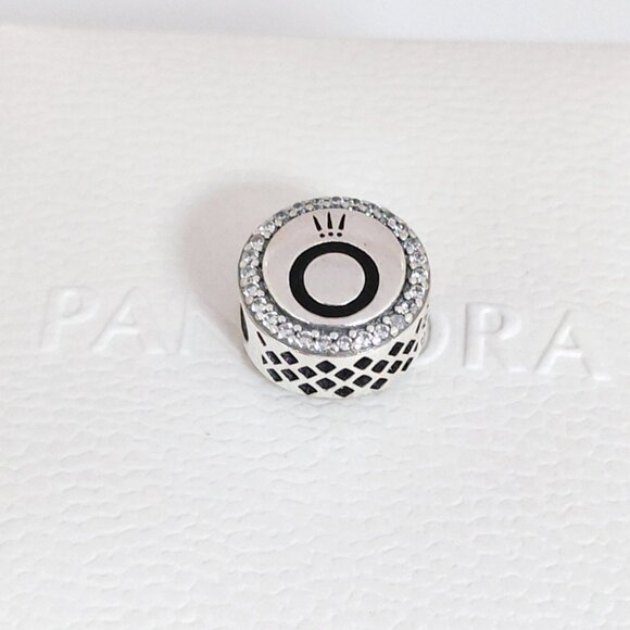 Pandora Hawaii Plumeria Wreath Exclusive Bead Charm S925 Silver with box - Picture 8 of 8